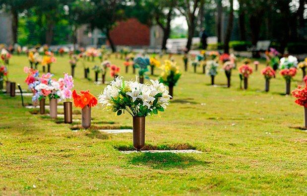 Cementerio Puerta del Cielo.