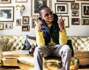 Mozart La Para se convierte en el artista dominicano más escuchado en Spotify 