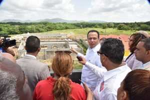 Ministro Peña Mirabal llama a recuperar el sentido humano en la educación