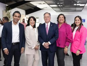Corporación presenta décima versión de su campaña 'Porque Te Quiero'