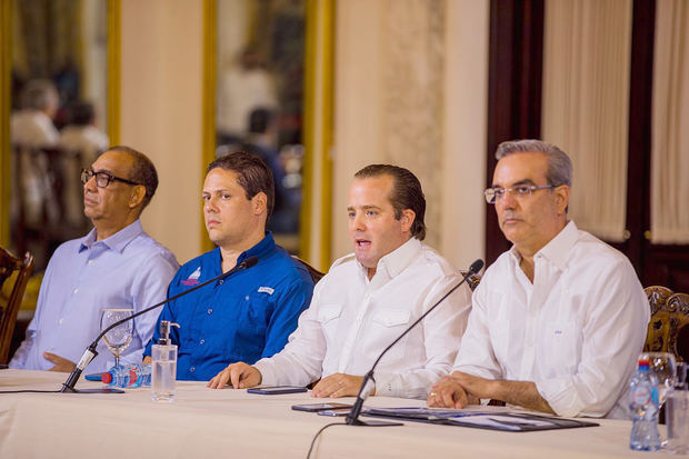 Presidente Luis Abinader informa sobre los avances en la recuperación de las provincias más afectadas por Fiona