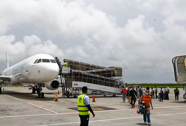 inauguran la ruta Miami Punta -Cana.