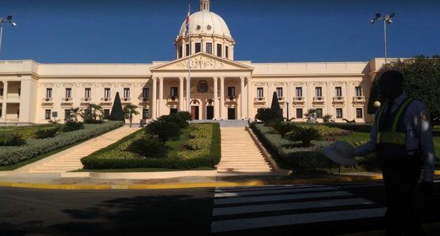 Palacio Nacional sin luz en honor a "La Hora del Planeta"