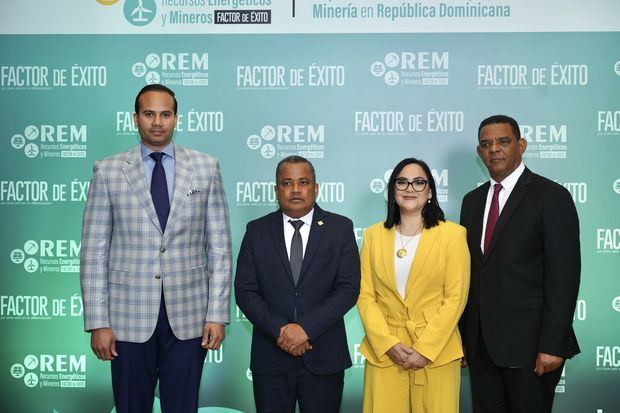 Carlos Constanza, Francisco Contreras Núñez, Elizabeth Mena, Rolando Muñoz.