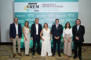 Héctor Baldivieso, Arianna Rolo, Guillermo Estrella, Isabel Figueroa de Rolo, Jorge Galiber, Isabel Cristina Rolo, Rafael Velazco.