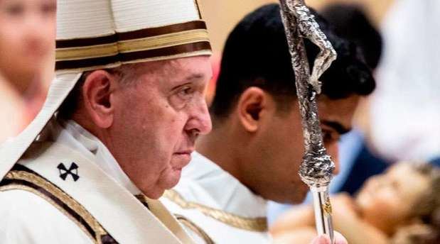 Papa Francisco en la Misa de la Solemnidad de la Natividad del Señor.