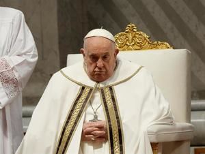 El papa pide a los sacerdotes liberarse de egoísmos y ambiciones y llorar por los demás