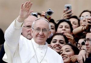 El Papa pide afrontar con determinación la corrupción, extorsión y las tratas