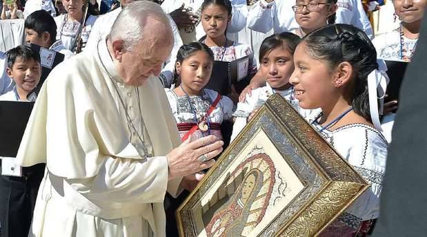 Papa y niños mejicanos