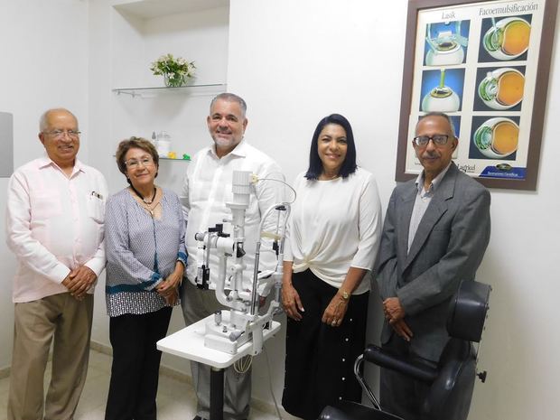 Directivos del Patronato Nacional de Ciegos, inauguran consultorios médicos.