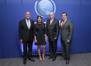 Pedro Andujar, Margaret Guzman, John Rooney  y   Pedro Andujar Jr.