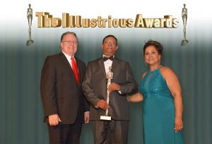 Diaz Ballester es Premiado Latino Ilustre en Negocios y Emprendedurismo