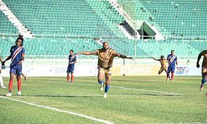 Peralta marca doblete en el triunfo de O&M en el primer juego por la final