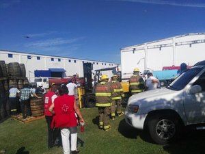 Extinguen incendio en destiler&#237;a de ron