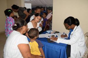 Plan Social realiza operativo médico en Los Alcarrizos