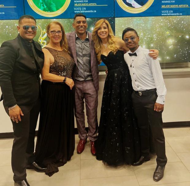 'Jorge de Jesús Núñez García gana 'Presentador del Año' en los Latin Awards Canadá 2024'