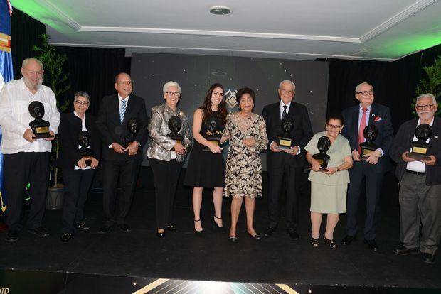 El Grupo de personalidades ganadoras de Premios Julia.