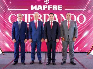 MAPFRE República Dominicana distingue la labor de los intermediarios