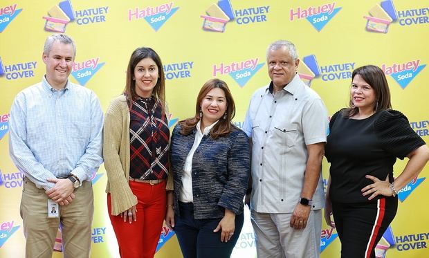 Juan Pablo De León, Alejandra Betancourt, Nicole Mejía, Roberto Mata, Elizabeth Roble