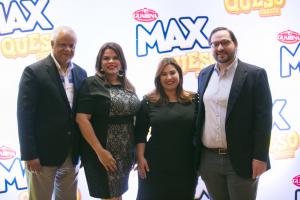Presentan nuevas galletas Guarina Max Queso 