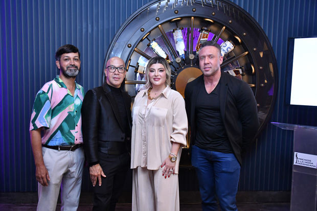 Elis Mesa, Stalin Victoria, Adilya Asanova-Bacik y Alexander Robles.