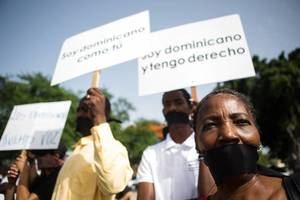 Organizaciones denuncian en el país se practica un "racismo institucional"