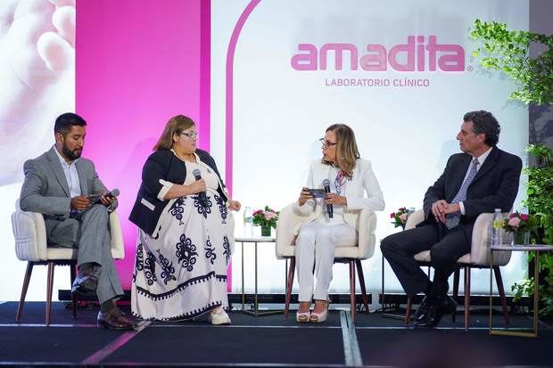 Rodrigo Reyna, Rebeca Coyoli, Rosa Acevedo y Gustavo Borrajo.
