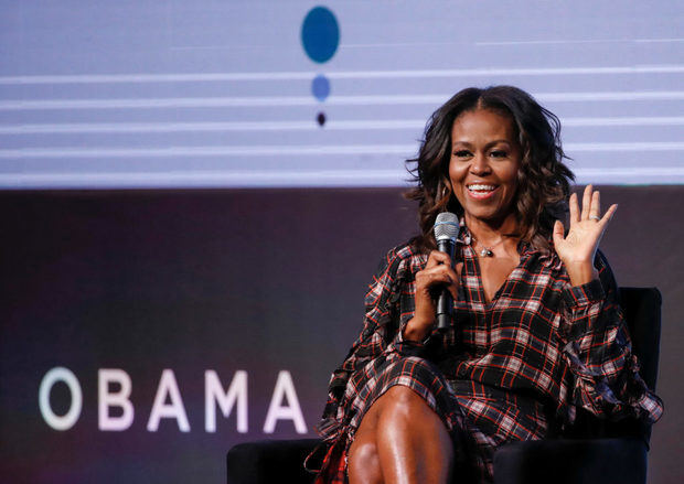 Michelle Obama continúa con su éxito editorial 