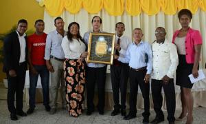 Comunitarios de Santo Domingo Norte reconocen aportes ministro Montalvo