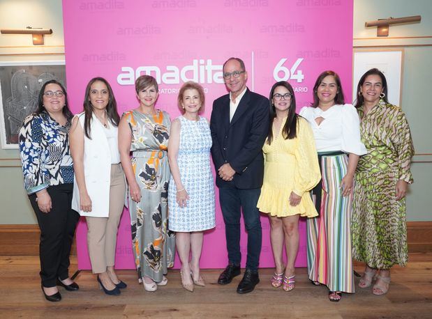 Representantes de las seis fundaciones junto a la dra. Patricia Gonzélez Pittaluga.