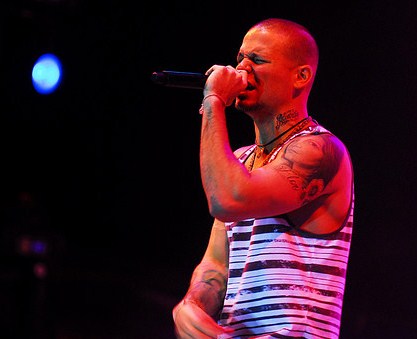 Residente.