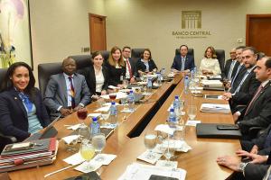 La misión del FMI concluye su visita a RD expresando una visión positiva del país