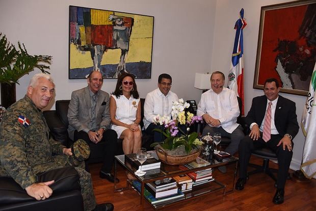 Reunión del ministro de Cultura y el alcalde David Collado.