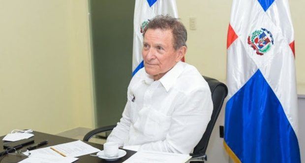 Canciller Roberto Álvarez.