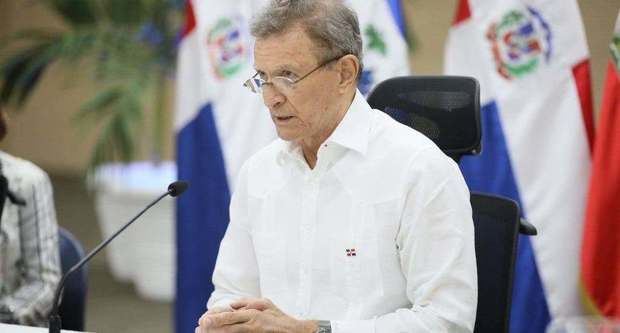 Canciller Roberto Álvarez.