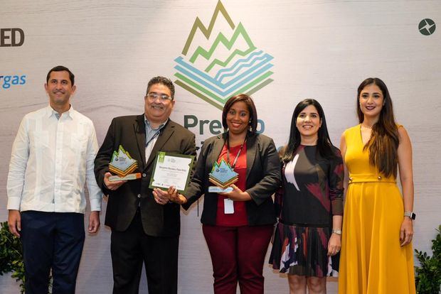 Entregan premios de Periodismo Ambiental 2022