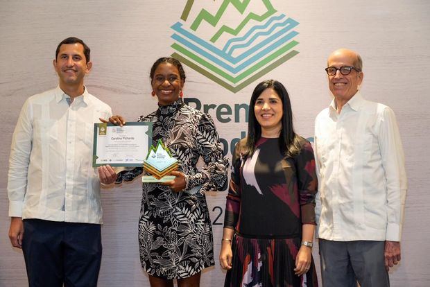Entregan premios de Periodismo Ambiental 2022