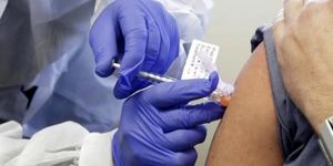 Rusia comenzará los ensayos de una vacuna contra la COVID-19 en militares