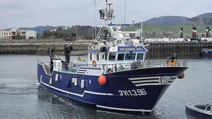 Dos muertos y 4 desaparecidos al hundirse un carguero en el mar Negro 