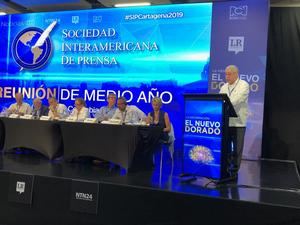 Periodismo debe ser refugio de informaci&#243;n veraz y de calidad, dicen expertos 