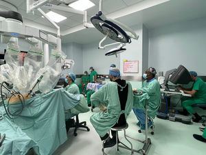 Sala de cirugía robótica.