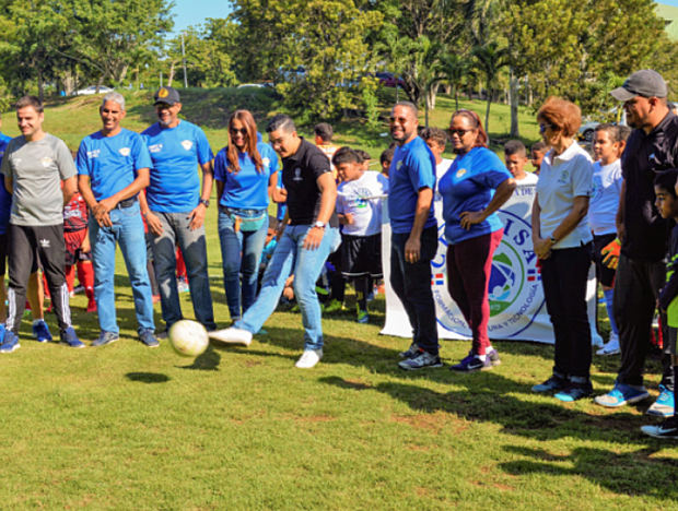 Santiago Country Club inauguró, el pasado sábado, el festival deportivo 88 Aniversario.