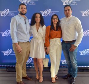 Alan Abreu, Pamela Coo, Esperanza Reyes y Richard De los Santos.