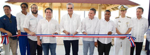 Presidente Abinader inaugura muelle turístico y pesquero Cabeza de Toro, un hogar de ancianos y un Centro Tecnológico Comunitario