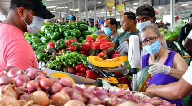  Comerciantes piden aprobar proyecto de ley que libera de aranceles a productos.