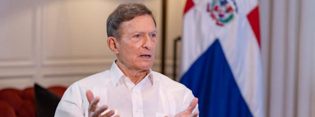 Canciller Roberto Álvarez.