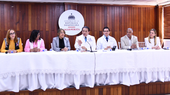 Autoridades del Ministerio de Salud Pública. 