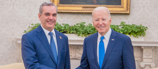 Luis Abinader y Joe Biden.