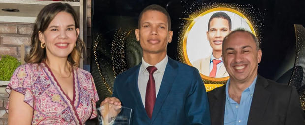 Juan Matos es galardonado en los Connecta Awards 2023 como Líder de Ciberseguridad.
