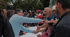 El presidente Petro celebra la Navidad con habitantes de calle en el palacio presidencial